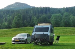 Mobile Entrepreneurship – Combining The Freedom Of A Digital Nomad With The Power of Pocket-Sized Technology